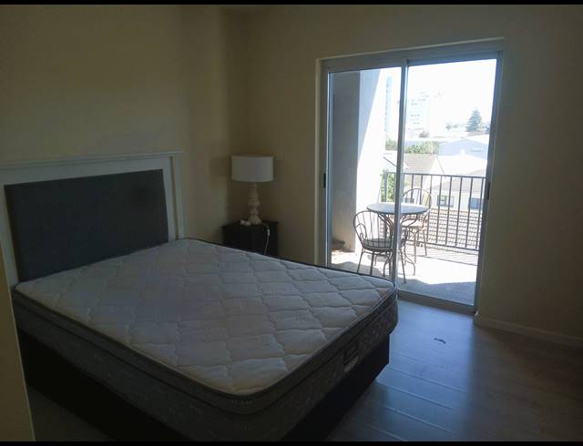 2 BEDROOM APARTMENT TO LET IN STRAND NORTH